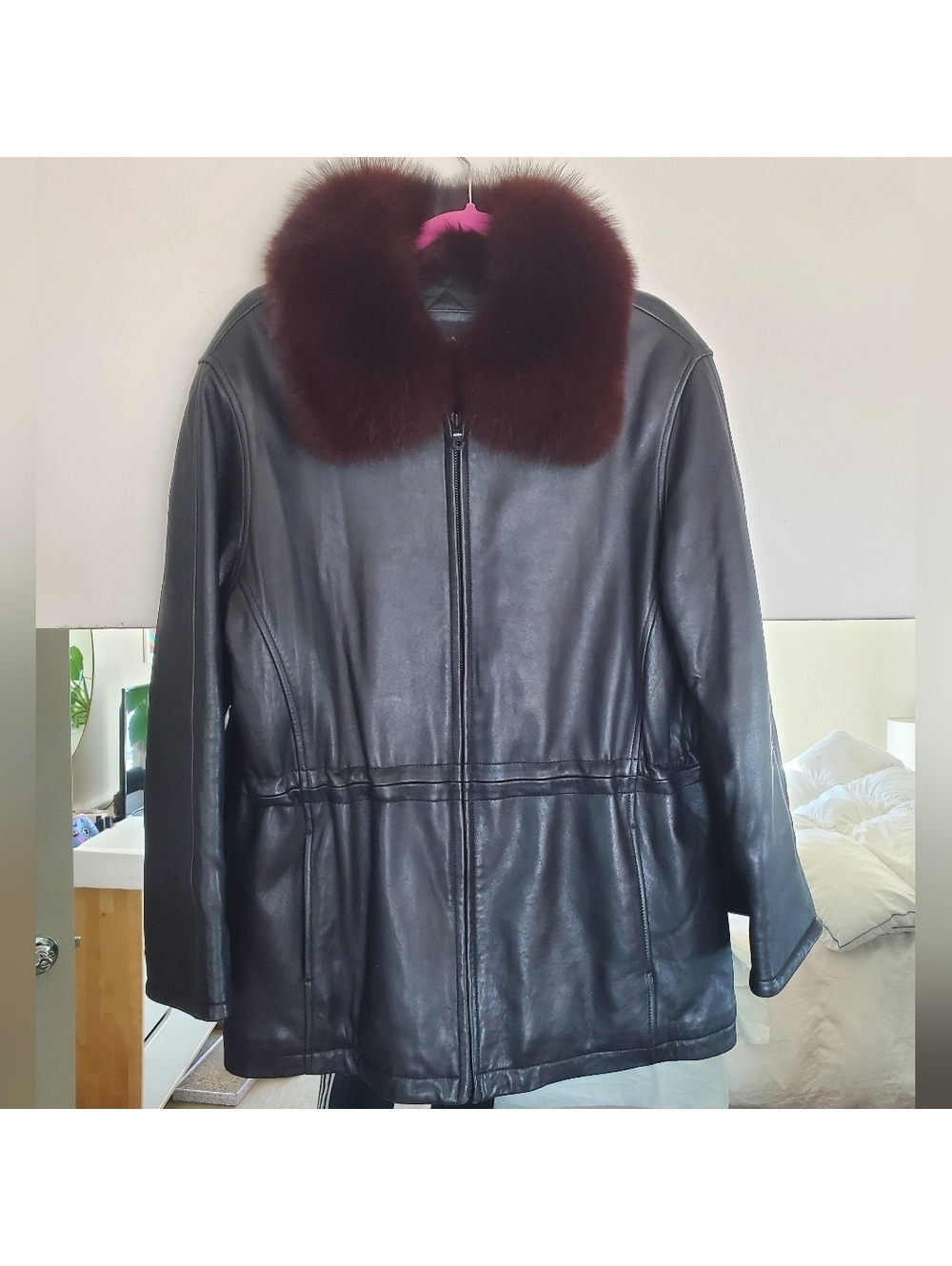 Vintage Andrew Marc Leather Insulated Coat Fur Collar